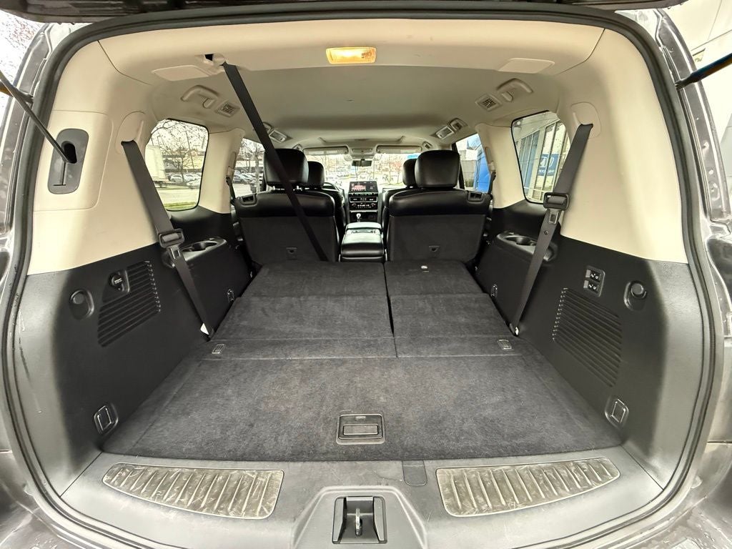 2024 INFINITI QX80 LUXE