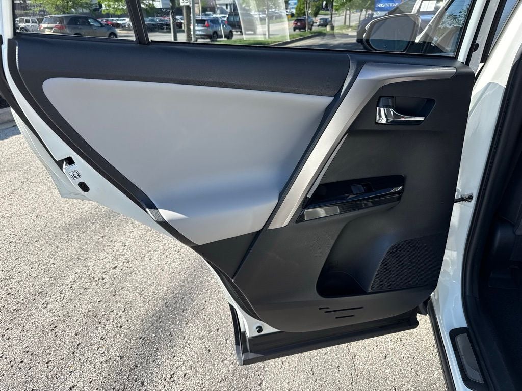 2017 Toyota RAV4 Hybrid Limited