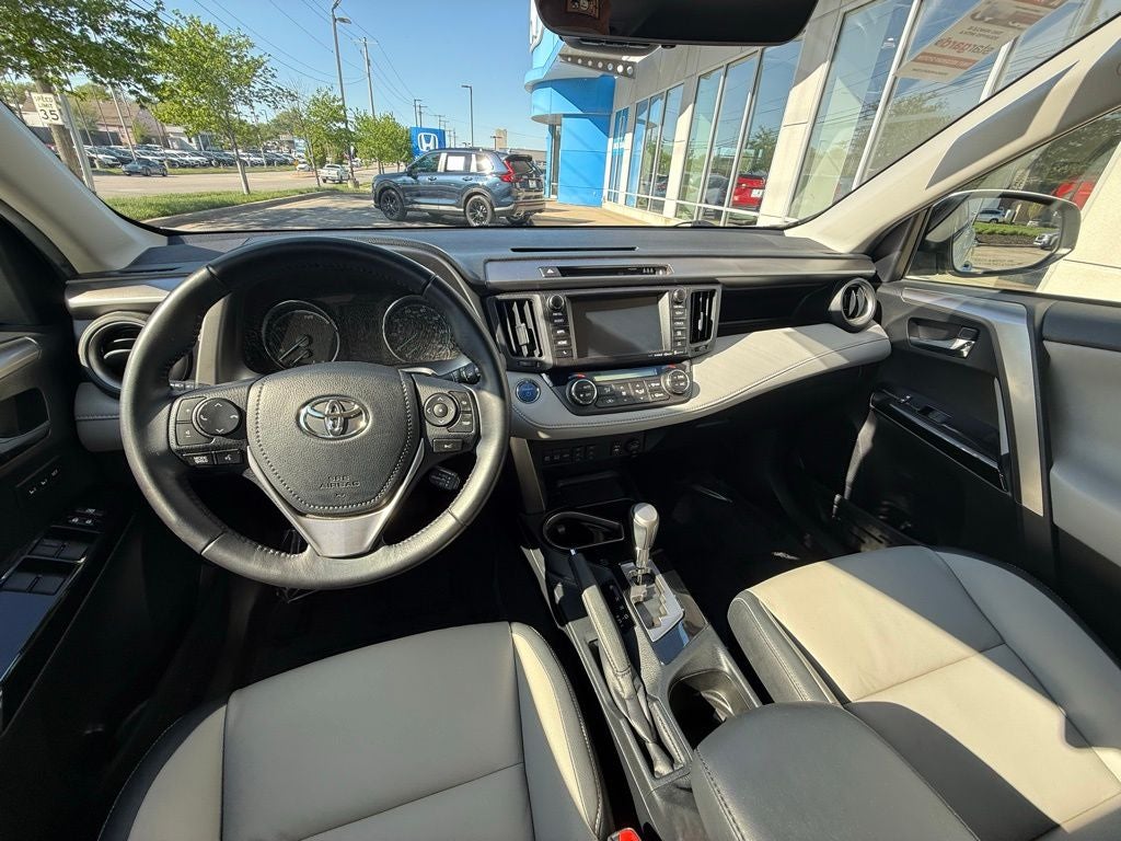 2017 Toyota RAV4 Hybrid Limited