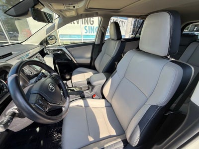 2017 Toyota RAV4 Hybrid Limited