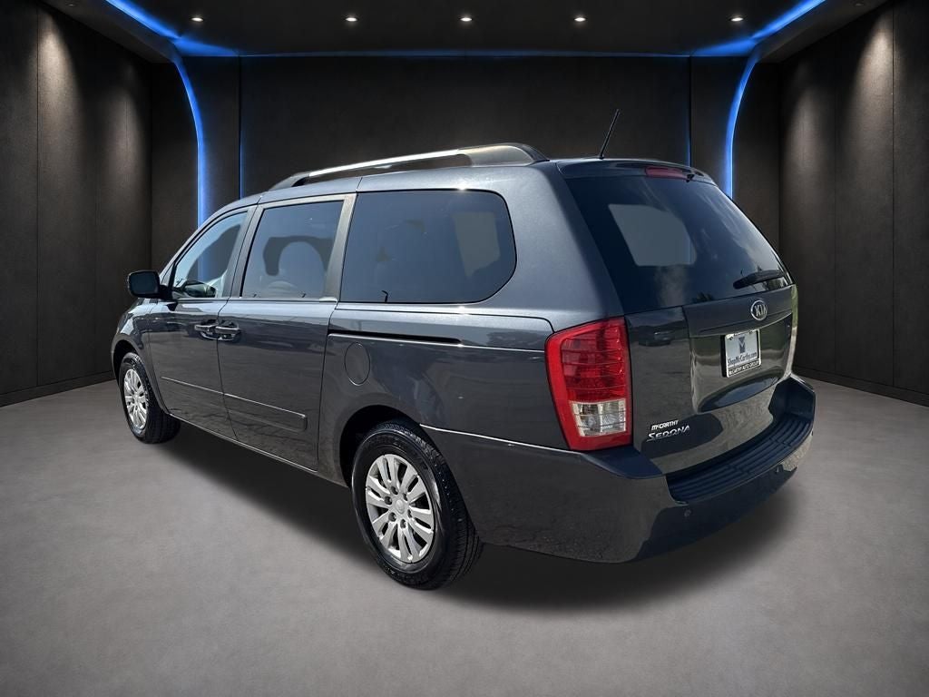 2014 Kia Sedona LX