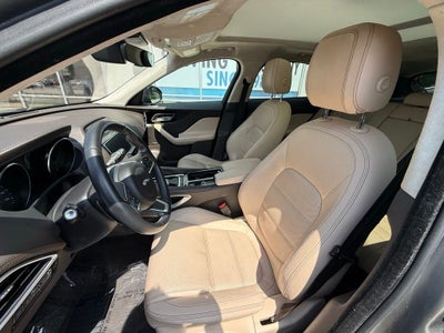 2019 Jaguar F-PACE 25t Prestige