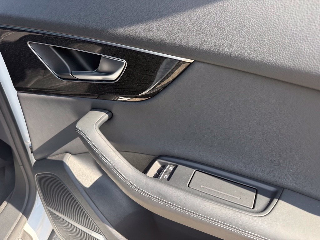 2022 Audi Q8 55 Prestige quattro
