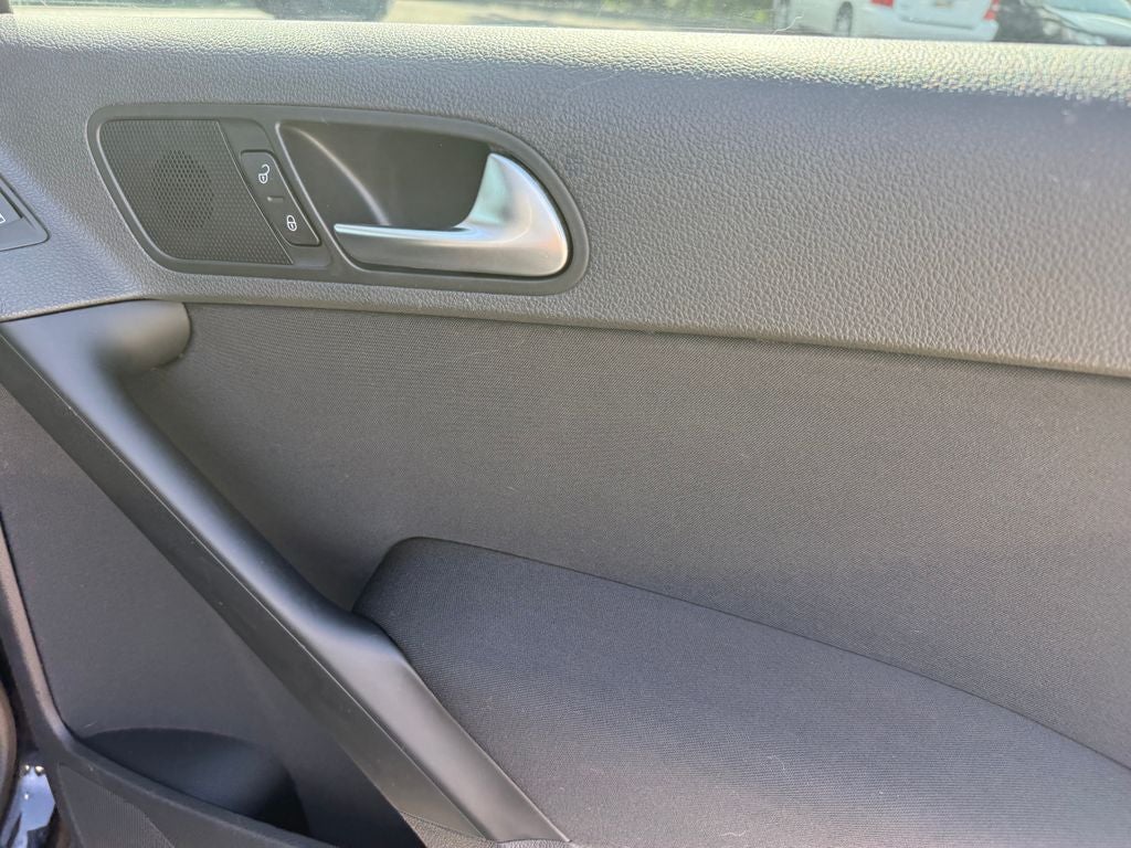 2014 Volkswagen Tiguan S