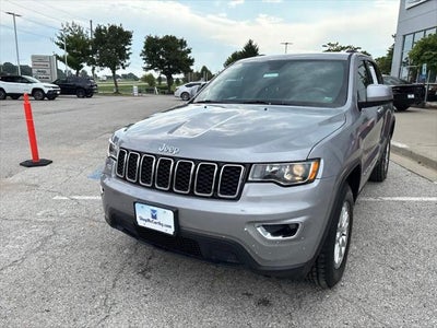 2020 Jeep Grand Cherokee Laredo E 4x4