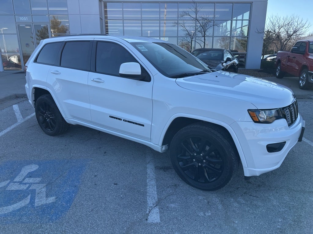 2020 Jeep Grand Cherokee Altitude
