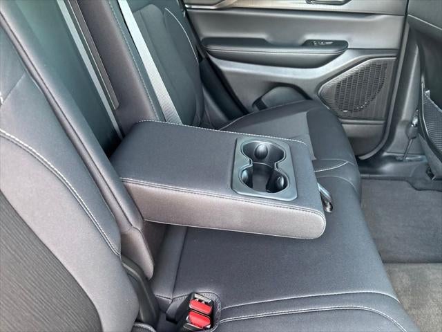 2024 Jeep Grand Cherokee Laredo X 4x4