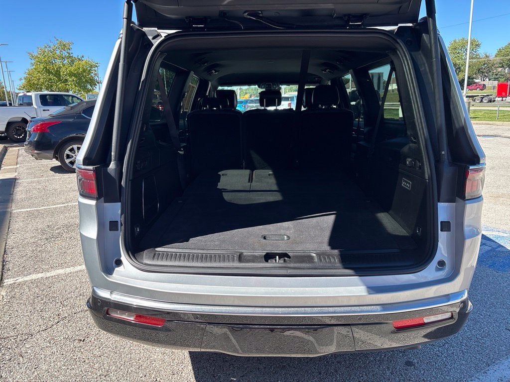 2024 Jeep Wagoneer L Series II 4x4