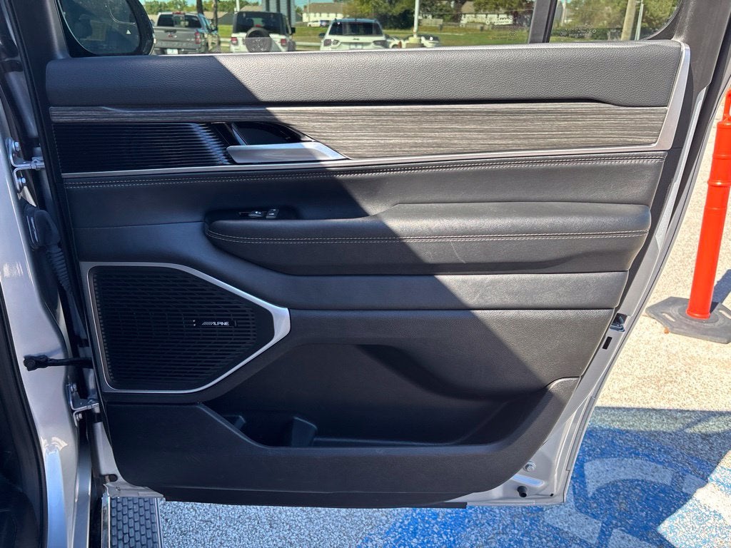 2024 Jeep Wagoneer L Series II 4x4