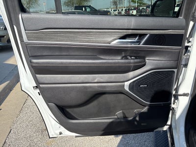 2023 Jeep Wagoneer Series III