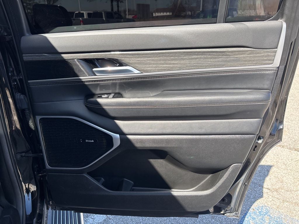 2022 Jeep Wagoneer Series III