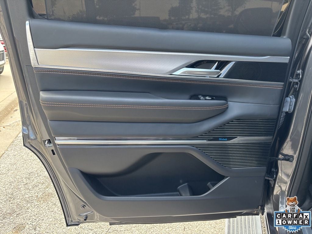 2023 Jeep Grand Wagoneer Series III