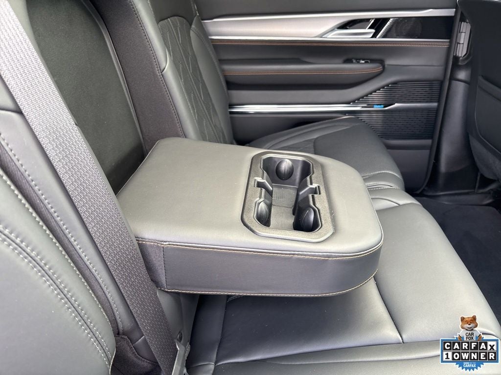 2023 Jeep Grand Wagoneer Series III