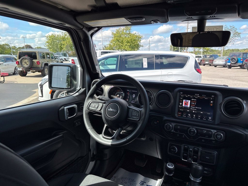 2023 Jeep Gladiator Willys
