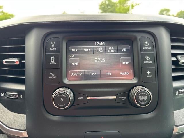 2023 RAM 1500 Big Horn Crew Cab 4x4 5'7' Box