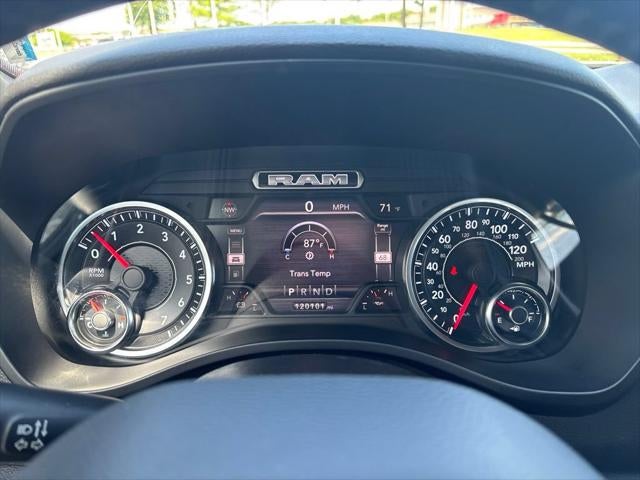2020 RAM 1500 Big Horn Crew Cab 4x4 5'7' Box