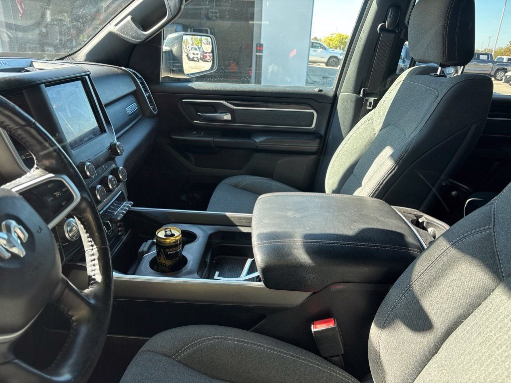 2020 RAM 1500 Big Horn Crew Cab 4x4 5'7' Box