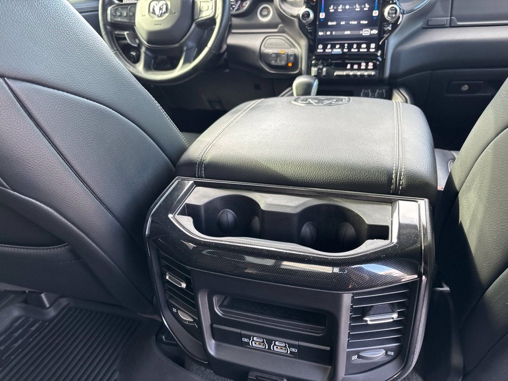 2022 RAM 1500 Laramie Crew Cab 4x4 5'7' Box
