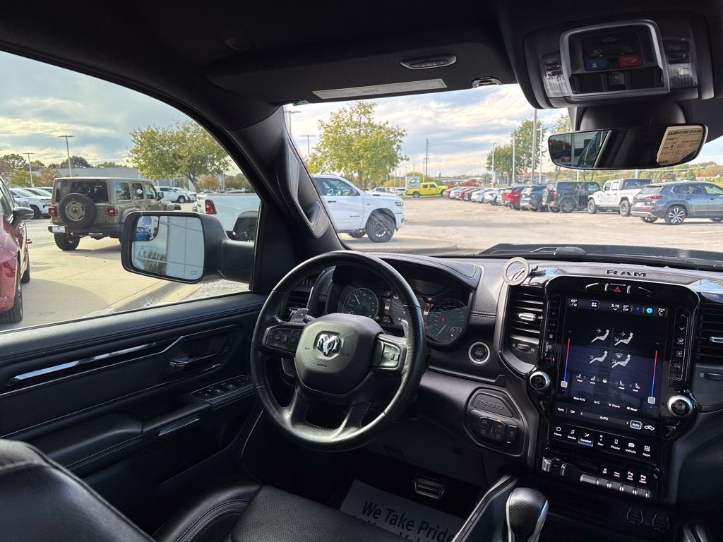 2022 RAM 1500 Laramie Crew Cab 4x4 5'7' Box