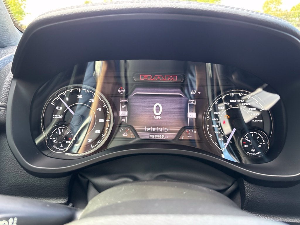 2022 RAM 1500 Laramie Crew Cab 4x4 5'7' Box