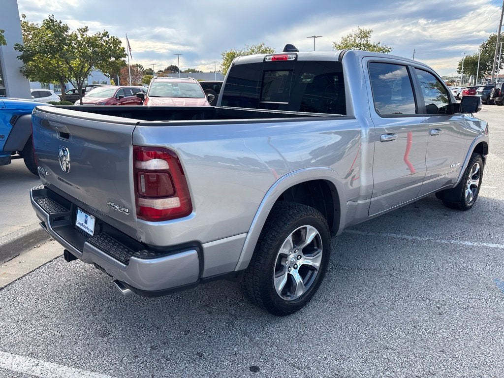 2022 RAM 1500 Laramie Crew Cab 4x4 5'7' Box