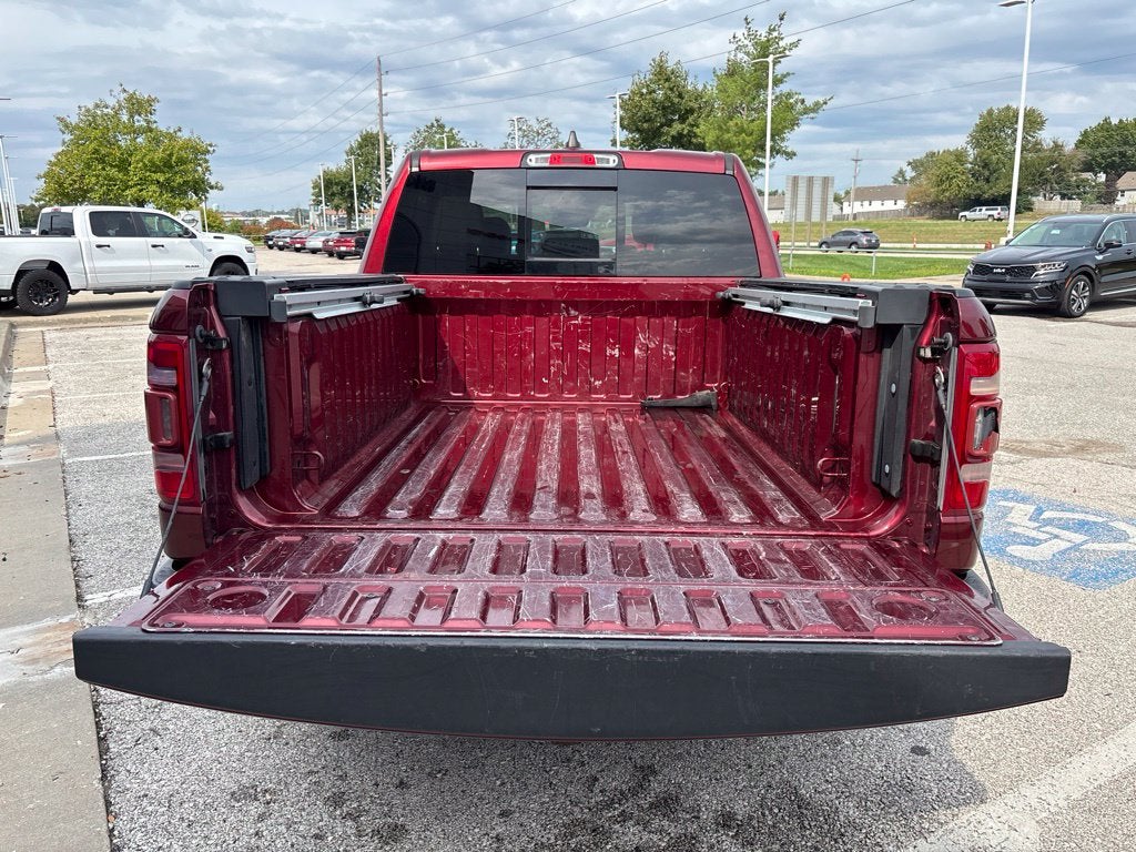 2021 RAM 1500 Laramie Crew Cab 4x4 5'7' Box