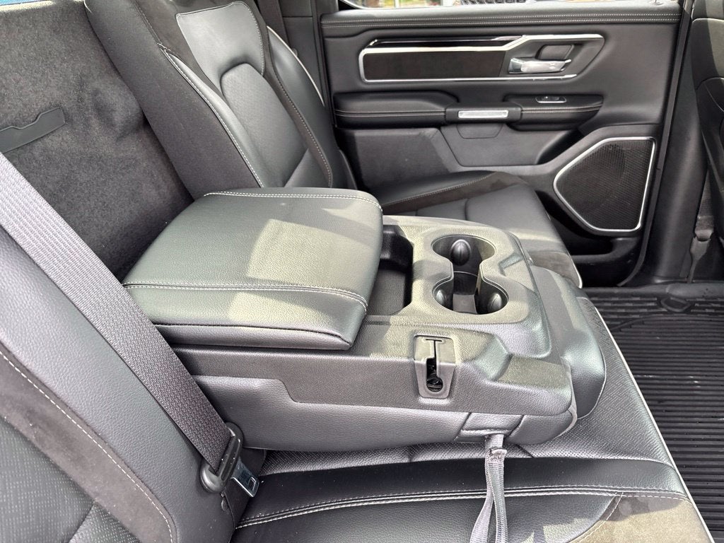 2021 RAM 1500 Laramie Crew Cab 4x4 5'7' Box