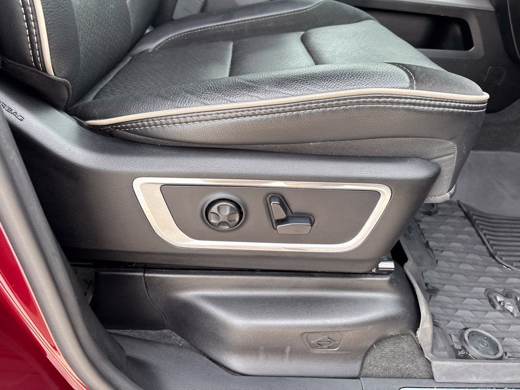 2021 RAM 1500 Laramie Crew Cab 4x4 5'7' Box