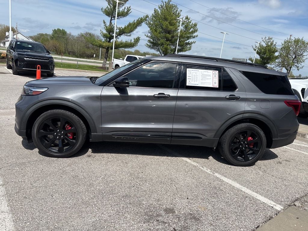 2021 Ford Explorer ST