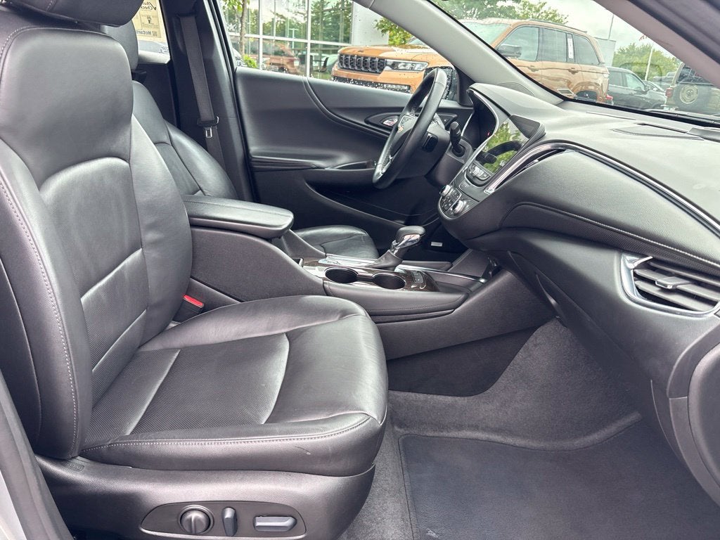 2024 Chevrolet Malibu FWD 2LT