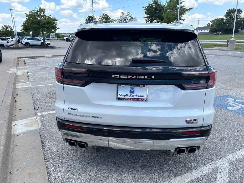 2024 GMC Acadia Denali