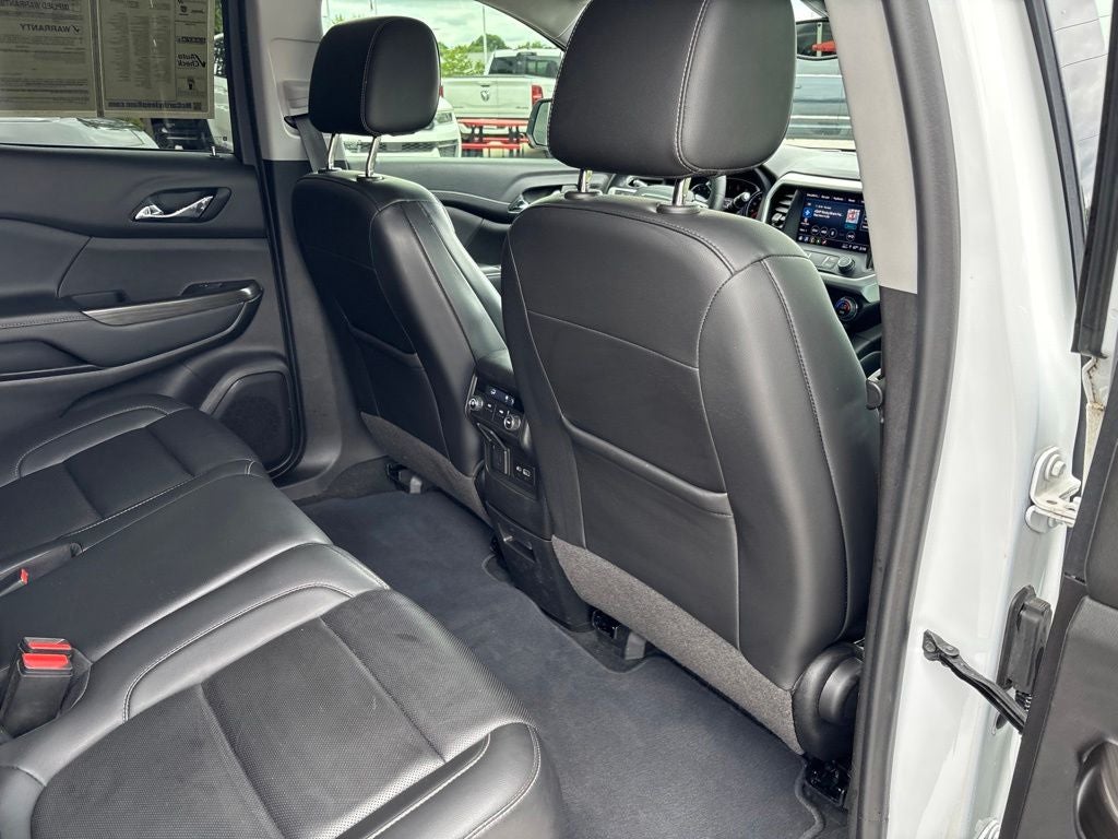 2023 GMC Acadia FWD SLT