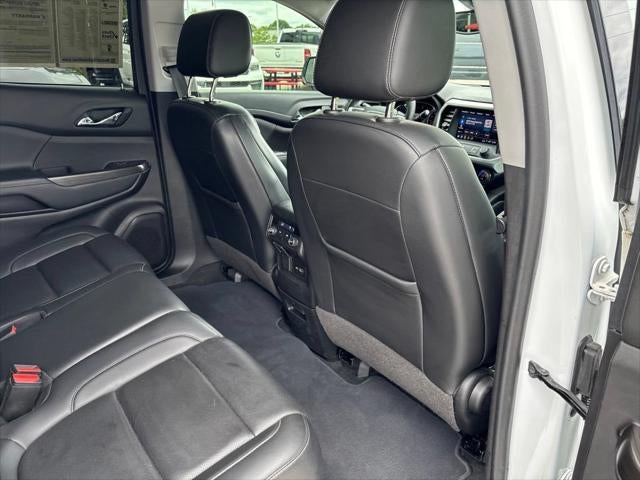 2023 GMC Acadia FWD SLT