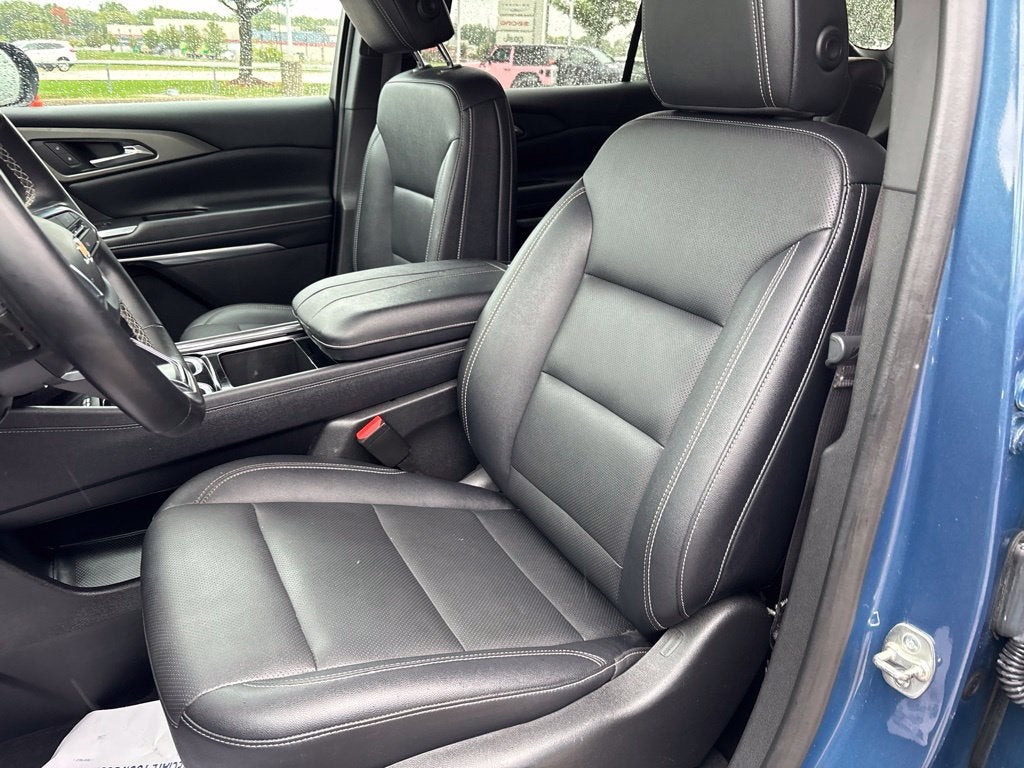 2025 Chevrolet Traverse FWD LT