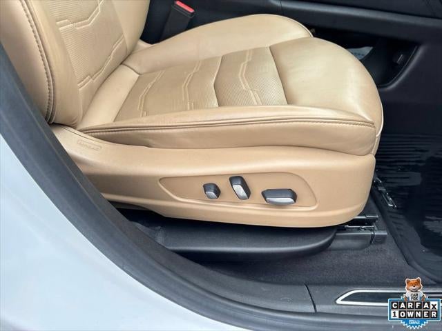 2020 Cadillac XT5 AWD Sport