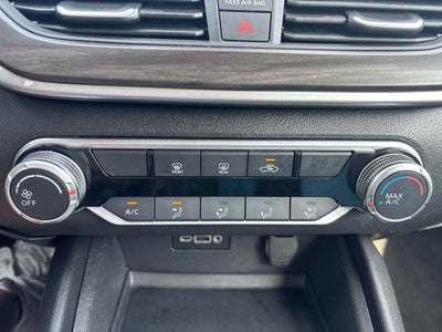2025 Nissan Altima SV FWD