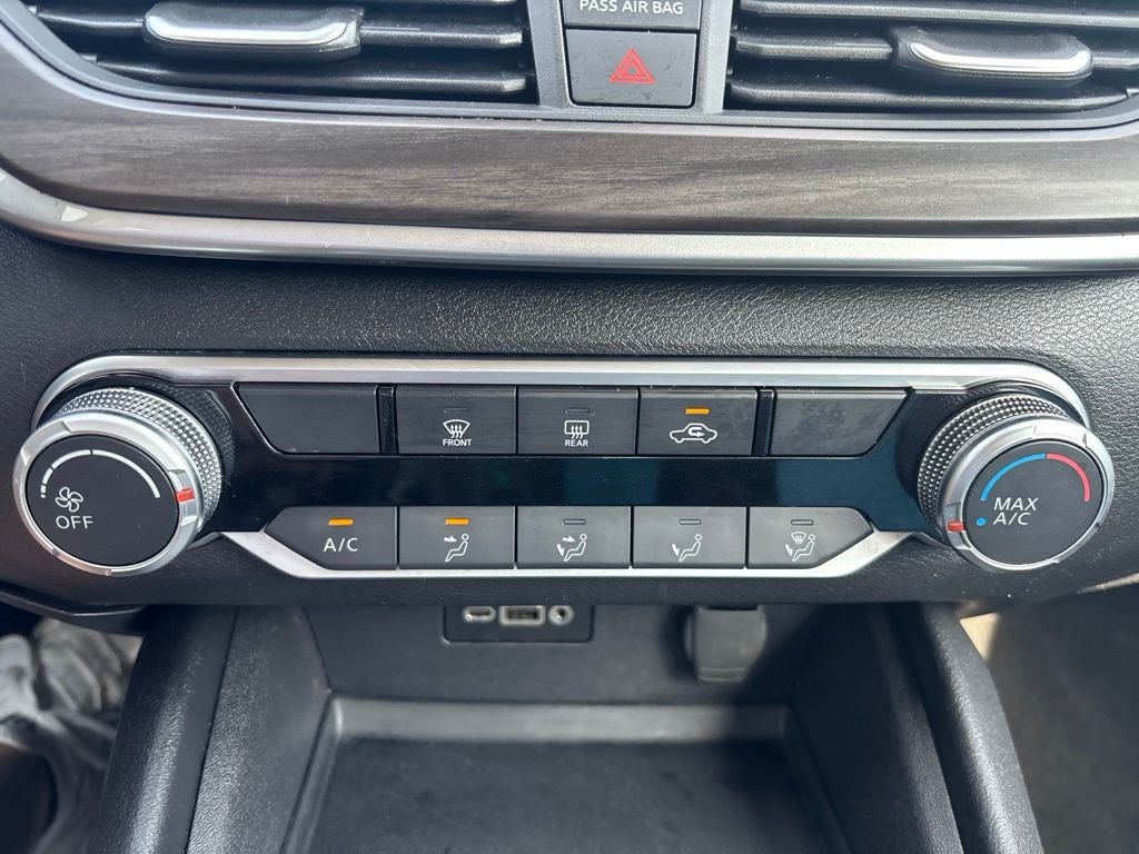 2025 Nissan Altima SV FWD