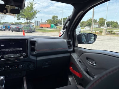 2022 Nissan Frontier Crew Cab PRO-4X 4x4