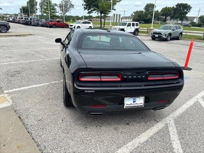 2015 Dodge Challenger SXT