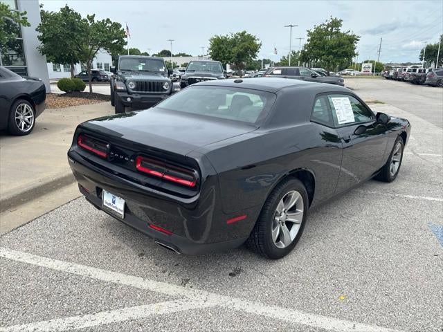 2015 Dodge Challenger SXT