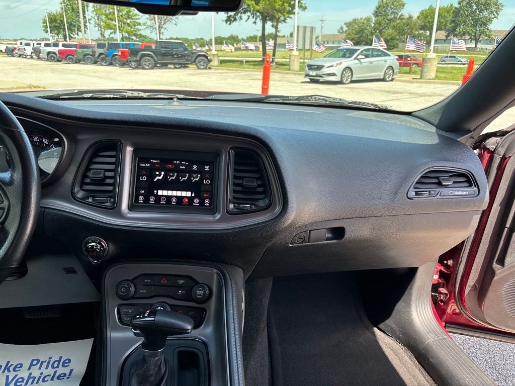 2023 Dodge Challenger SXT