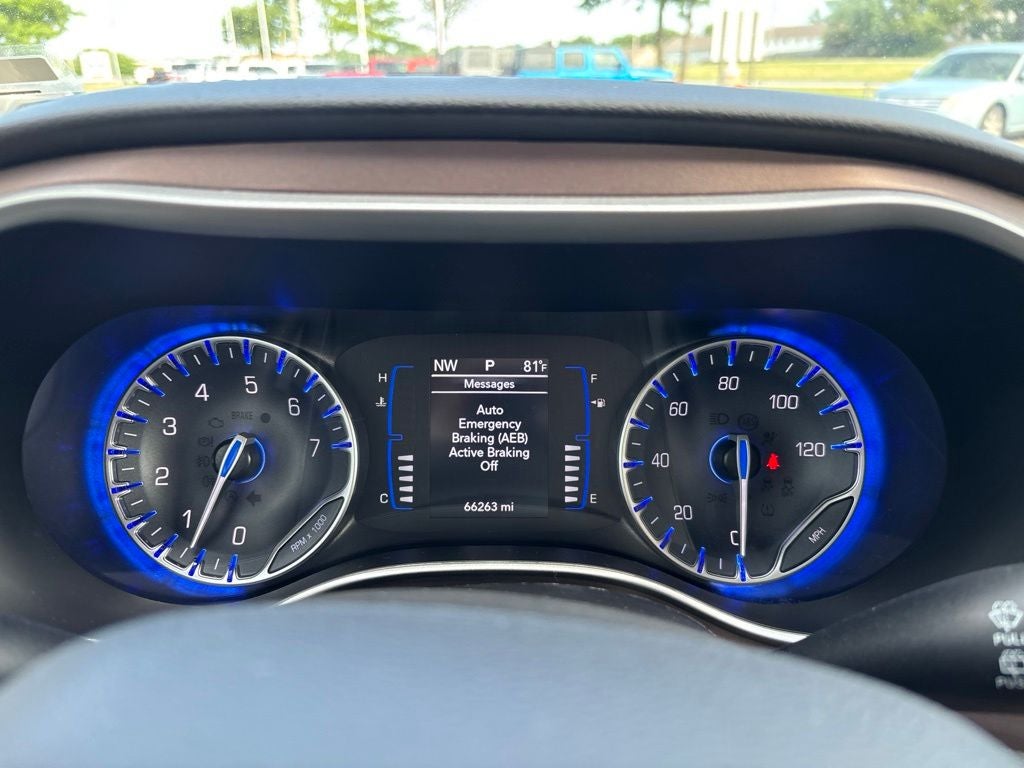 2024 Chrysler Voyager LX