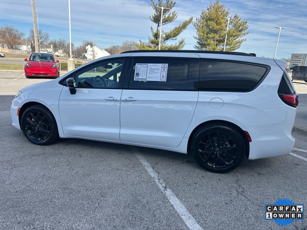 2025 Chrysler Pacifica Limited