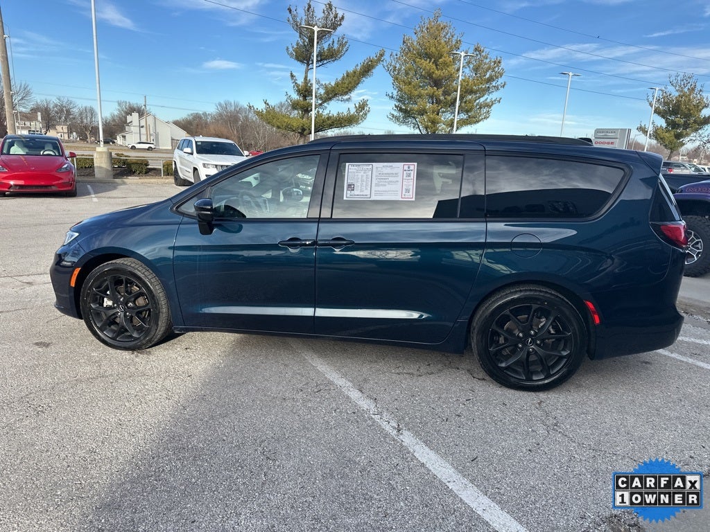 2025 Chrysler Pacifica Limited