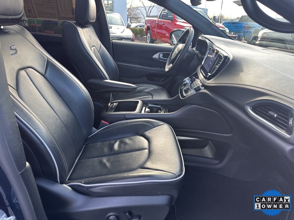 2025 Chrysler Pacifica Limited