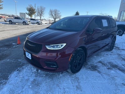 2022 Chrysler Pacifica Hybrid Touring L