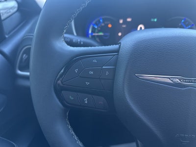 2022 Chrysler Pacifica Hybrid Touring L