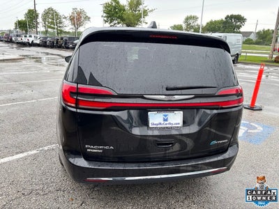 2023 Chrysler Pacifica Hybrid Touring L