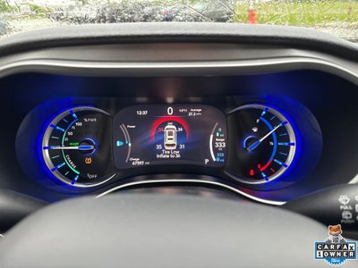 2023 Chrysler Pacifica Hybrid Touring L
