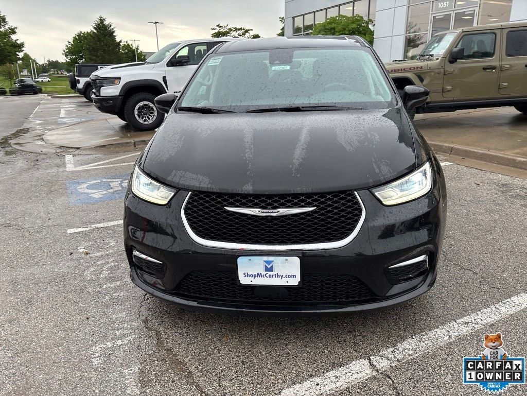 2023 Chrysler Pacifica Hybrid Touring L